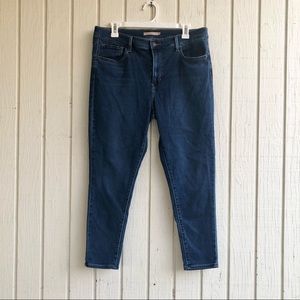 Levi’s 720 High Rise Super Skinny Crop